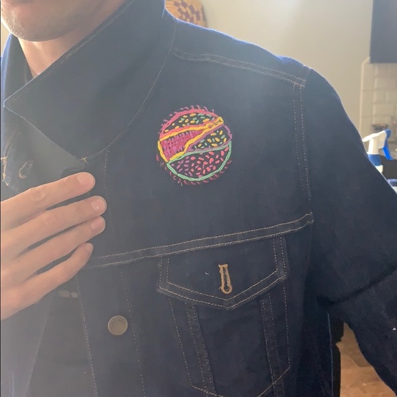 Totally rad 80’s inspired handcrafted brooch! - Picture 2 of 4